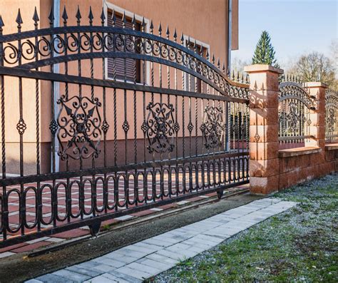 metal gates fabrication near me|custom metal gates near me.